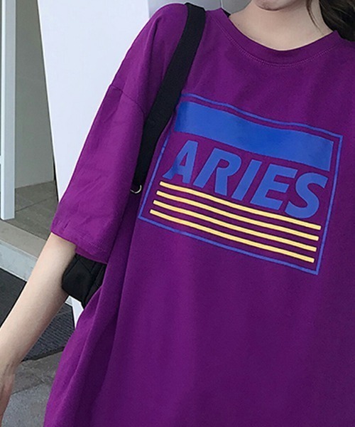 maison de LATIR(メゾンドラティール)の「夏服メンズライクなサイズ感が可愛いオーバーサイズロゴT 二の腕も日差しもさりげなくカバー◎半袖Tシャツ(Tシャツ/カットソー・レディース・ブラック/ホワイト/パープル・M/L/XL)」の11枚目の写真
