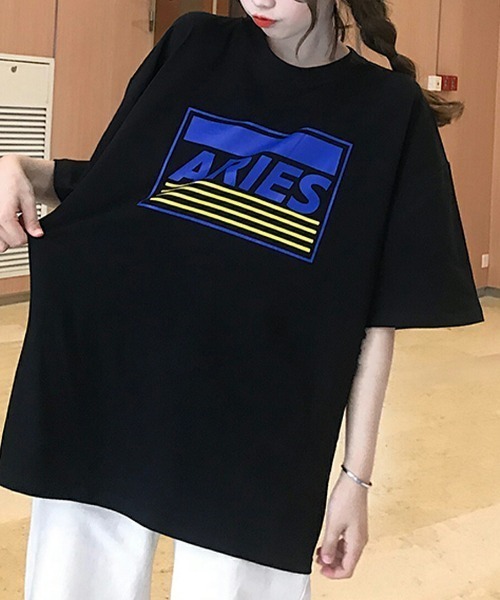 maison de LATIR(メゾンドラティール)の「夏服メンズライクなサイズ感が可愛いオーバーサイズロゴT 二の腕も日差しもさりげなくカバー◎半袖Tシャツ(Tシャツ/カットソー・レディース・ブラック/ホワイト/パープル・M/L/XL)」の13枚目の写真