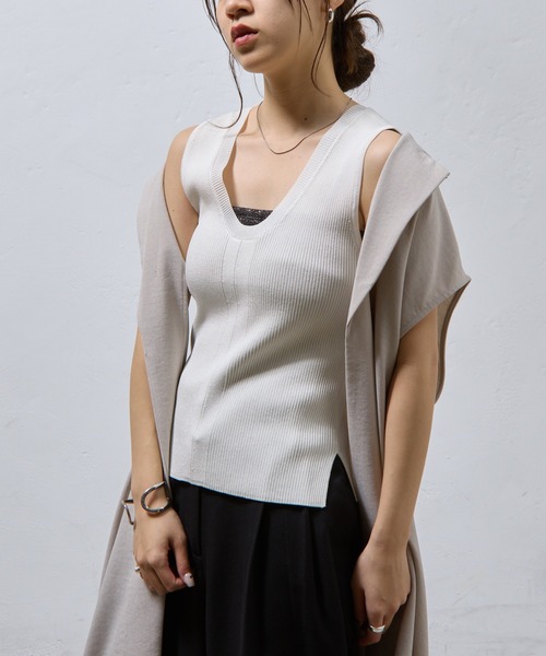 COLONY 2139（コロニートゥーワンスリーナイン）の「リブニットタンクトップ（タンクトップ・レディース・ブラック/カーキ/オフホワイト/グレー・FREE）」の6枚目の写真