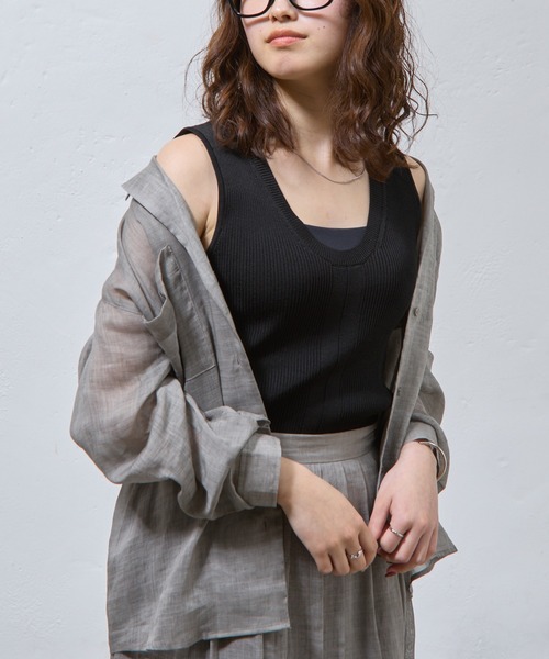 COLONY 2139（コロニートゥーワンスリーナイン）の「リブニットタンクトップ（タンクトップ・レディース・ブラック/カーキ/オフホワイト/グレー・FREE）」の11枚目の写真