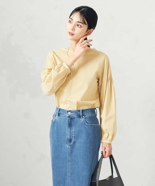a.v.v（アーヴェヴェ）の「ピンタックスリーブトップス（Tシャツ/カットソー・レディース・ブラック/グレー系その他/クリーム/ブルー・36/38/40/34/42）」の5枚目の写真