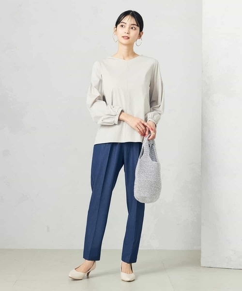 a.v.v（アーヴェヴェ）の「ピンタックスリーブトップス（Tシャツ/カットソー・レディース・ブラック/グレー系その他/クリーム/ブルー・36/38/40/34/42）」の13枚目の写真