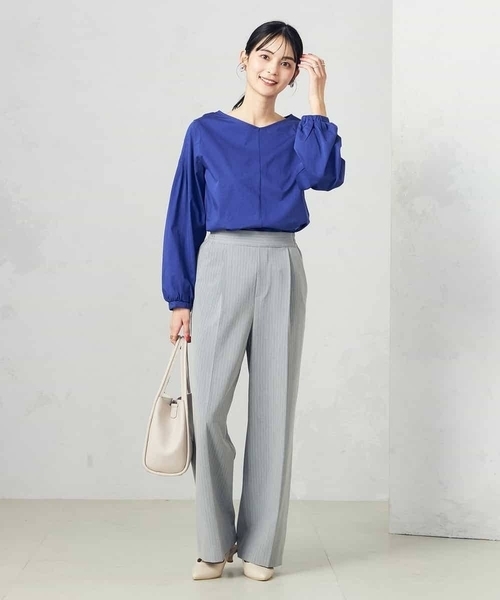 a.v.v（アーヴェヴェ）の「ピンタックスリーブトップス（Tシャツ/カットソー・レディース・ブラック/グレー系その他/クリーム/ブルー・36/38/40/34/42）」の17枚目の写真