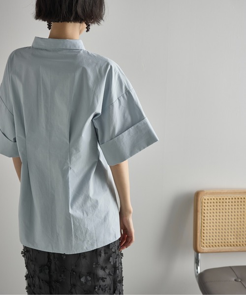 THE YOn（ザヨン）の「ロールアップハーフスリーブウエストタックシャツ（シャツ/ブラウス・レディース・オフホワイト/サックスブルー/イエロー・FREE）」の15枚目の写真