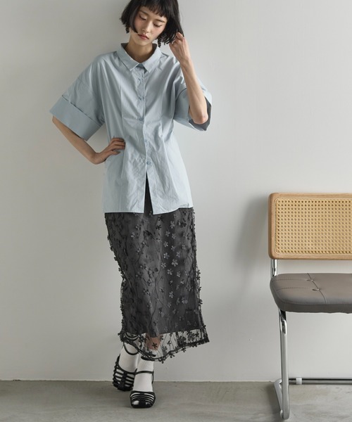 THE YOn（ザヨン）の「ロールアップハーフスリーブウエストタックシャツ（シャツ/ブラウス・レディース・オフホワイト/サックスブルー/イエロー・FREE）」の22枚目の写真