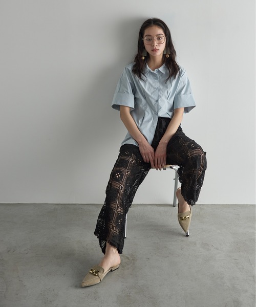 THE YOn（ザヨン）の「ロールアップハーフスリーブウエストタックシャツ（シャツ/ブラウス・レディース・オフホワイト/サックスブルー/イエロー・FREE）」の7枚目の写真