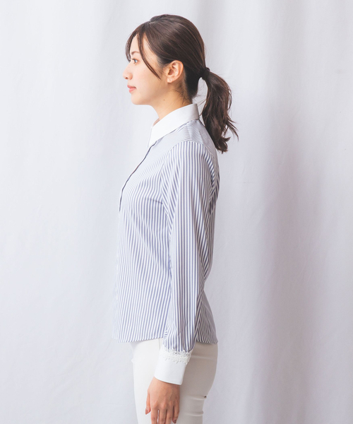 NARACAMICIE（ナラカミーチェ）の「【NARACAMICIE】ストレッチストライプクレリック長袖シャツ（シャツ/ブラウス・レディース・グレー/ブルー・S/M/L/XL）」の5枚目の写真