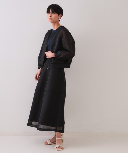 OPAQUE.CLIP（オペークドットクリップ）の「スポンディッシュシアーノーカラーブルゾン【洗濯機洗い可】（ブルゾン・レディース・ブラック/グリーン系・00）」の9枚目の写真