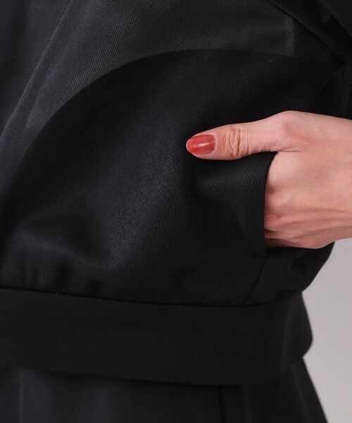 OPAQUE.CLIP（オペークドットクリップ）の「スポンディッシュシアーノーカラーブルゾン【洗濯機洗い可】（ブルゾン・レディース・ブラック/グリーン系・00）」の16枚目の写真