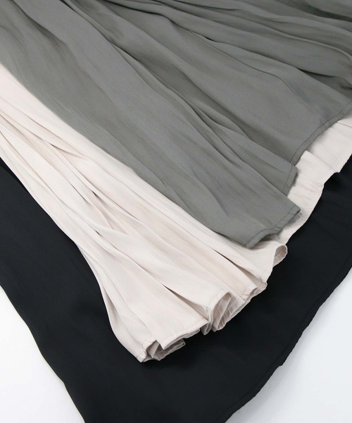 割繊サテンフレアマキシスカート（スカート）｜Gready Brilliant