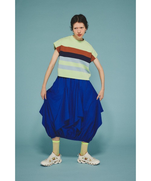 HeRIN.CYE（ヘリンドットサイ）の「Triangle skirt　　トライアングルスカート（スカート・レディース・オフホワイト/ブルー/ブラック・FREE）」の3枚目の写真