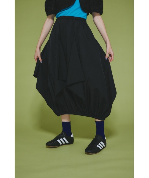 HeRIN.CYE（ヘリンドットサイ）の「Triangle skirt　　トライアングルスカート（スカート・レディース・オフホワイト/ブルー/ブラック・FREE）」の12枚目の写真