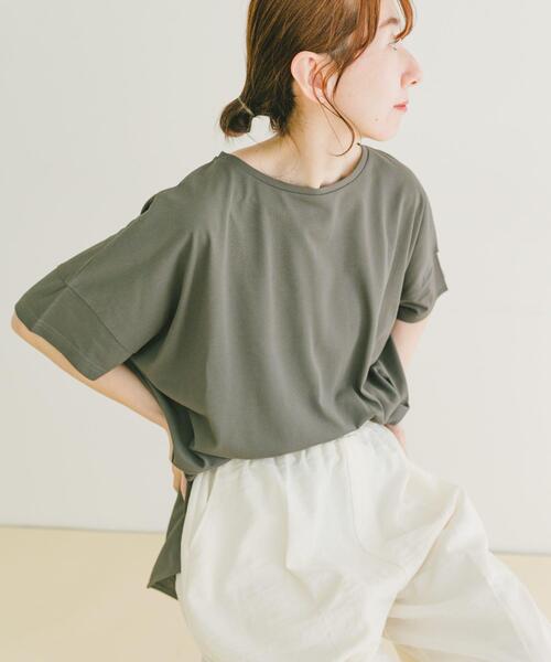 ITEMS URBANRESEARCH(アイテムズ アーバンリサーチ)の「汗ジミ隠しバックタックTシャツ(Tシャツ/カットソー・レディース・チャコールグレー/ベージュ/パープル・FREE)」の11枚目の写真