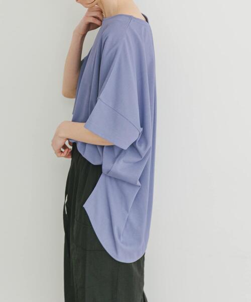 ITEMS URBANRESEARCH(アイテムズ アーバンリサーチ)の「汗ジミ隠しバックタックTシャツ(Tシャツ/カットソー・レディース・チャコールグレー/ベージュ/パープル・FREE)」の17枚目の写真