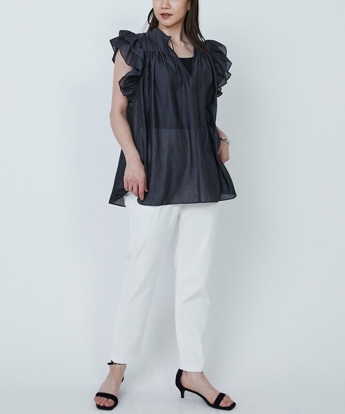 1er Arrondissement(プルミエアロンディスモン)の「【WEB限定】ワッシャーサテンフリルスリーブブラウス(シャツ/ブラウス・レディース・ブラウン系その他5/ブラック系その他3・36/38)」の5枚目の写真