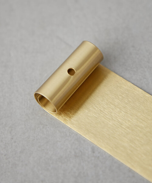 BIRTHDAY BAR（バースデイバー）の「真鍮ロング香皿 パターン（ルームフレグランス/お香・レディース・ゴールド・0）」の3枚目の写真