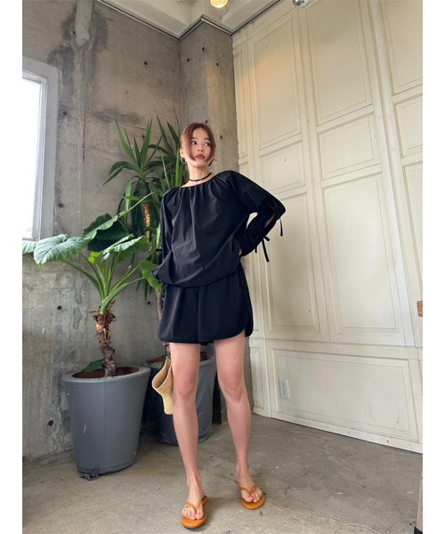 TRUNC(トランクエイティーエイト)の「Waterlike Ribbon Pullover(Tシャツ/カットソー・レディース・アイボリー/ブラック/ネイビー・FREE)」の12枚目の写真