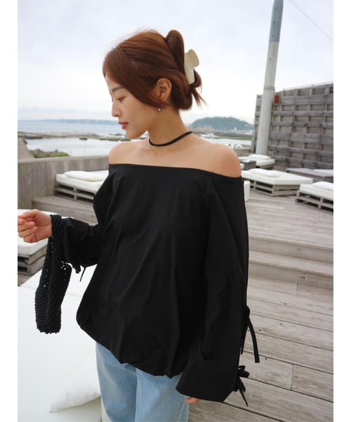 TRUNC(トランクエイティーエイト)の「Waterlike Ribbon Pullover(Tシャツ/カットソー・レディース・アイボリー/ブラック/ネイビー・FREE)」の18枚目の写真