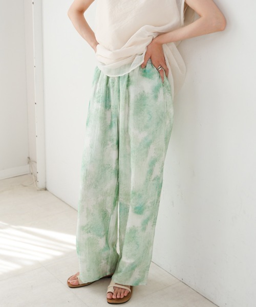 Bab(バブ)の「【S・Mサイズ展開】ニュアンスプリントストレートパンツ(その他パンツ・レディース・グリーン/ブルー・S/M)」の2枚目の写真