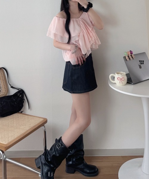 nemne store(ネンネストア)の「2wayシアーフリルブラウス(シャツ/ブラウス・レディース・ピンク系/ブラック系・フリー)」の3枚目の写真