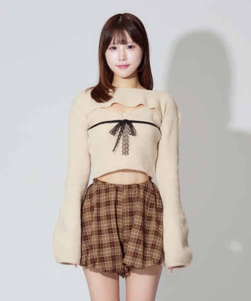 ALLuRing ChaRm(アリュリングチャーム)の「Frill Ribbon knit set / フリルリボンニットアンサンブル 2点セット(ニット/セーター・レディース・ブラック/アイボリー・FREE)」の7枚目の写真