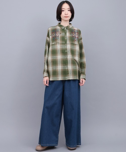 チチカカ(チチカカ)の「刺繍ワッフルチェックシャツ(シャツ/ブラウス・レディース・ネイビー/カーキ/ブラック・FREE)」の4枚目の写真