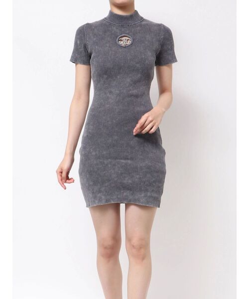 GYDA（ジェイダ）の「SymmetryGYDA MOLDブリーチハーフスリーブニットワンピース（ワンピース・レディース・ネイビー/ブラック・FREE）」の2枚目の写真