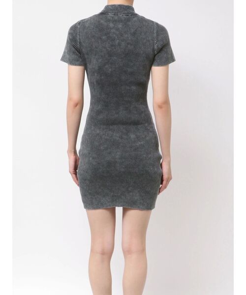 GYDA（ジェイダ）の「SymmetryGYDA MOLDブリーチハーフスリーブニットワンピース（ワンピース・レディース・ネイビー/ブラック・FREE）」の6枚目の写真