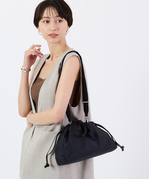 E/W CITY DRAWSTRING BAGアップタウンディープシーブルー/ブラック