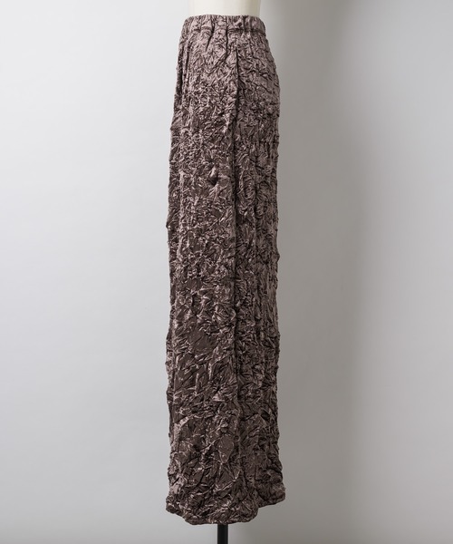 yae(ヤエ)の「Crinkle velour skirt /クリンクルベロアスカート(スカート・レディース・ブラウン/ベビーピンク/ブラック・38/36)」の6枚目の写真