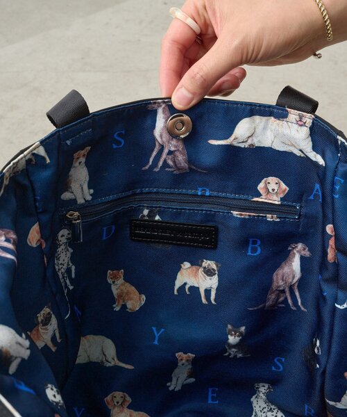 BEARDSLEY(ビアズリー)の「DogプリントBAG(トートバッグ・レディース・ブラック/カーキ・FREE)」の7枚目の写真