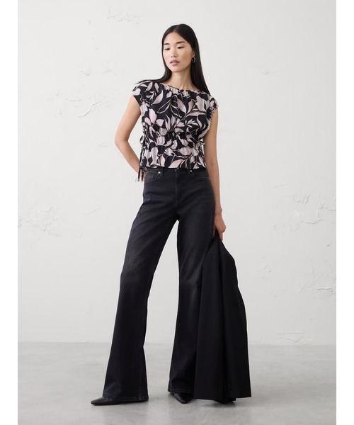 BANANA REPUBLIC FACTORY STORE(バナナリパブリック ファクトリーストア)の「BANANA REPUBLIC FACTORY STORE サイドタイトップ(シャツ/ブラウス・レディース・ブラック/ピンク・XS/S/L/M)」の5枚目の写真