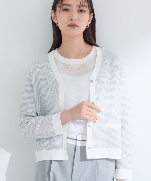 INDIVI(インディヴィ)の「【軽く羽織れる/洗える】ジャケット風カーディガン(カーディガン/ボレロ・レディース・ブラック系4/ライトグレー系4・05/38/34/15 /13)」の5枚目の写真