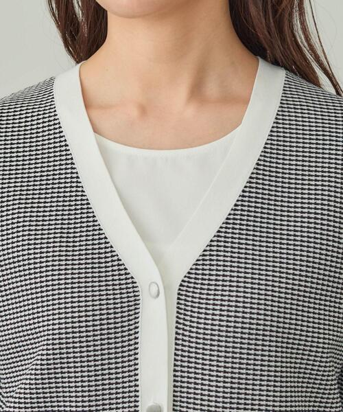 INDIVI(インディヴィ)の「【軽く羽織れる/洗える】ジャケット風カーディガン(カーディガン/ボレロ・レディース・ブラック系4/ライトグレー系4・05/38/34/15 /13)」の16枚目の写真