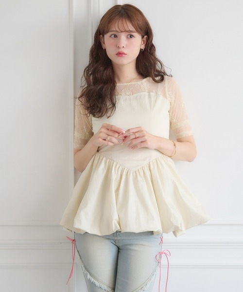Ambre Neige(アンブルネージュ)の「lace switching balloon tops / レースキリカエバルーントップス(Tシャツ/カットソー・レディース・ブラック/アイボリー・FREE)」の1枚目の写真