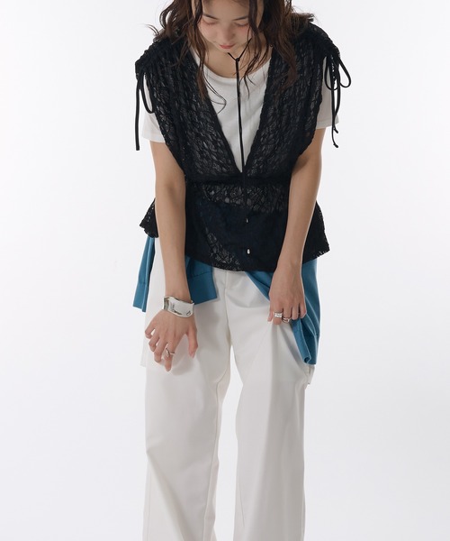 MUHET(ミュエータ)の「lace vest / レースベスト(ベスト・レディース・ブラック/オフホワイト・FREE)」の10枚目の写真