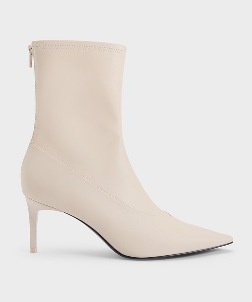 CHARLES & KEITH（チャールズ & キース）の「ポインテッドトゥ スティレットヒールアンクルブーツ（ブーツ・レディース・ブラック系その他7/ダークブラウン/オフホワイト・23.5cm/23cm/24.5cm/22.5cm/25.5cm/25cm）」の21枚目の写真