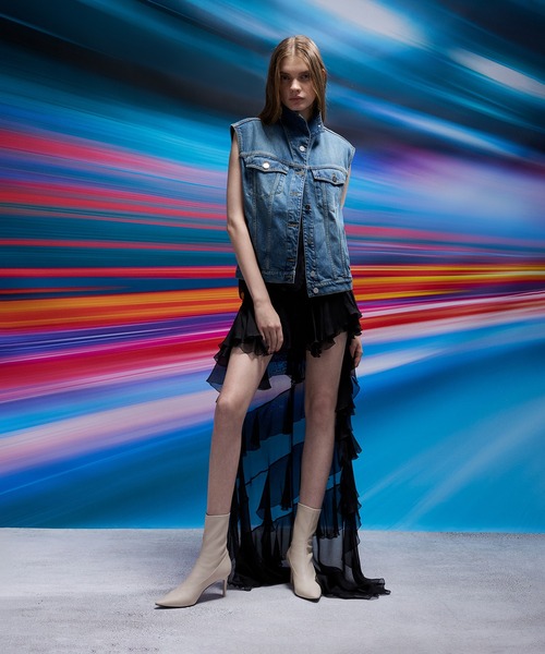 CHARLES & KEITH（チャールズ & キース）の「ポインテッドトゥ スティレットヒールアンクルブーツ（ブーツ・レディース・ブラック系その他7/ダークブラウン/オフホワイト・23.5cm/23cm/24.5cm/22.5cm/25.5cm/25cm）」の20枚目の写真
