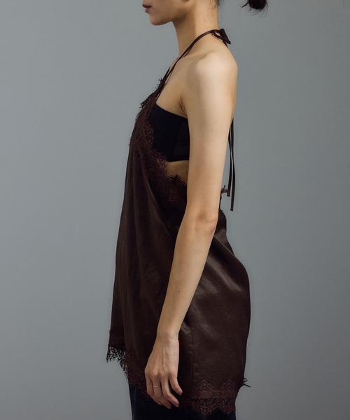 SALON adam et rope'（サロン アダム エ ロペ）の「リバーレース2WAYキャミソール（キャミソール・レディース・ブラウン/ブラック・FREE）」の21枚目の写真