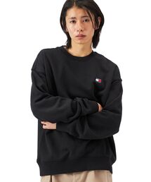 tommy jeans | リラックスバッジクルーネックトレーナー(スウェット)