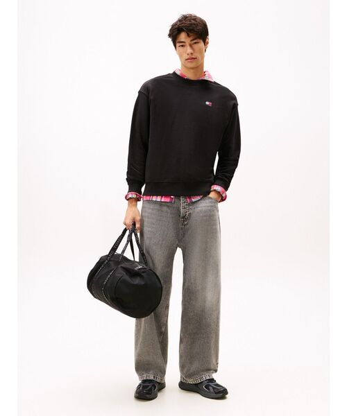 【すぐ届く】 JEANS リラックスバッジクルートレーナー リラックスバッジクルーネックトレーナー（スウェット）｜TOMMY