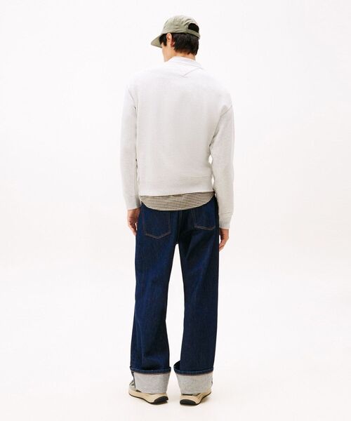 【すぐ届く】 JEANS リラックスバッジクルートレーナー リラックスバッジクルーネックトレーナー（スウェット）｜TOMMY