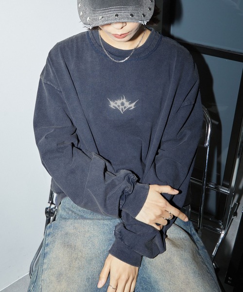 Anchor Smith（アンカー スミス）の「ヴィンテージライク パウダーブリーチ加工 ワンポイントメタルロゴロンT（Tシャツ/カットソー・レディース・ブラック/ネイビー/ブラウン・L/M）」の3枚目の写真