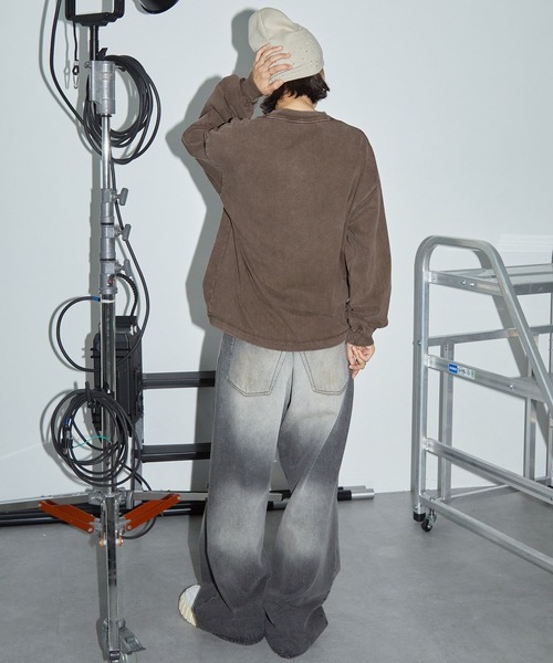 Anchor Smith（アンカー スミス）の「ヴィンテージライク パウダーブリーチ加工 ワンポイントメタルロゴロンT（Tシャツ/カットソー・レディース・ブラック/ネイビー/ブラウン・L/M）」の20枚目の写真