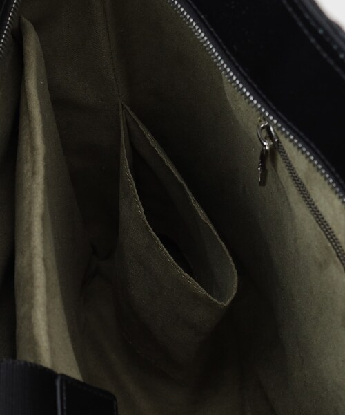 TAKEO KIKUCHI（タケオキクチ）の「アニリンレザー トート（トートバッグ・メンズ・ブラック/ダークブラウン・00）」の20枚目の写真