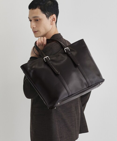 TAKEO KIKUCHI（タケオキクチ）の「アニリンレザー トート（トートバッグ・メンズ・ブラック/ダークブラウン・00）」の11枚目の写真