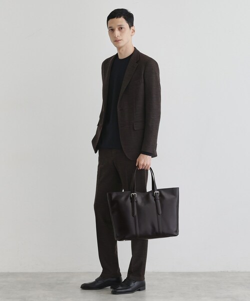 TAKEO KIKUCHI（タケオキクチ）の「アニリンレザー トート（トートバッグ・メンズ・ブラック/ダークブラウン・00）」の8枚目の写真