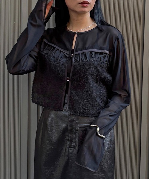 &g'aime(アンジェム)の「【&g'aime】フェザーMIXシアーボレロ Feather-Blend Sheer Bolero(シャツ/ブラウス・レディース・ブラック/ホワイト・FREE)」の15枚目の写真