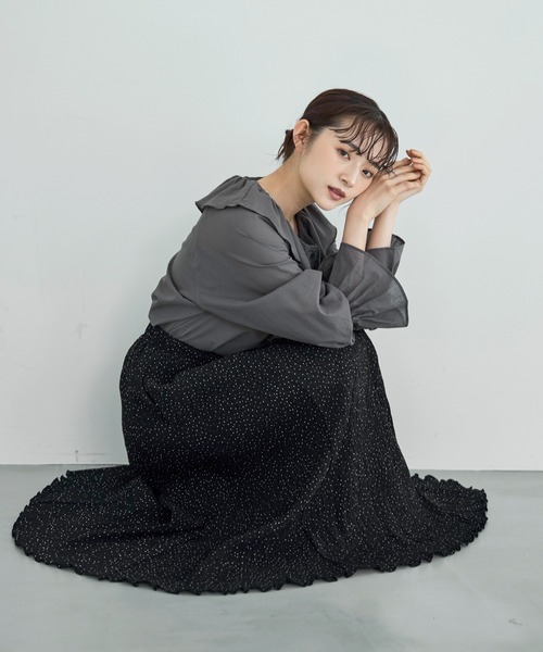 mil（ミル）の「ラッフルフリルカラー コットンブラウス【588089】（シャツ/ブラウス・レディース・オフホワイト/チャコールグレー/ブラウン・ONE SIZE）」の7枚目の写真