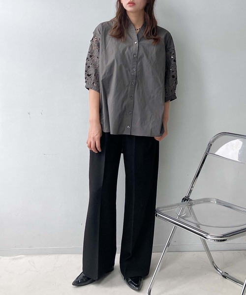 AS KNOW AS plus（アズノゥアズプラス）の「♪袖レース5分袖スキッパーシャツ（シャツ/ブラウス・レディース・ネイビー系/チャコールグレー/オフホワイト/ライトカーキ/ブルー系/ブラウン系・FREE）」の21枚目の写真